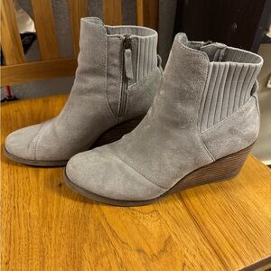 TOMS Wedge boots